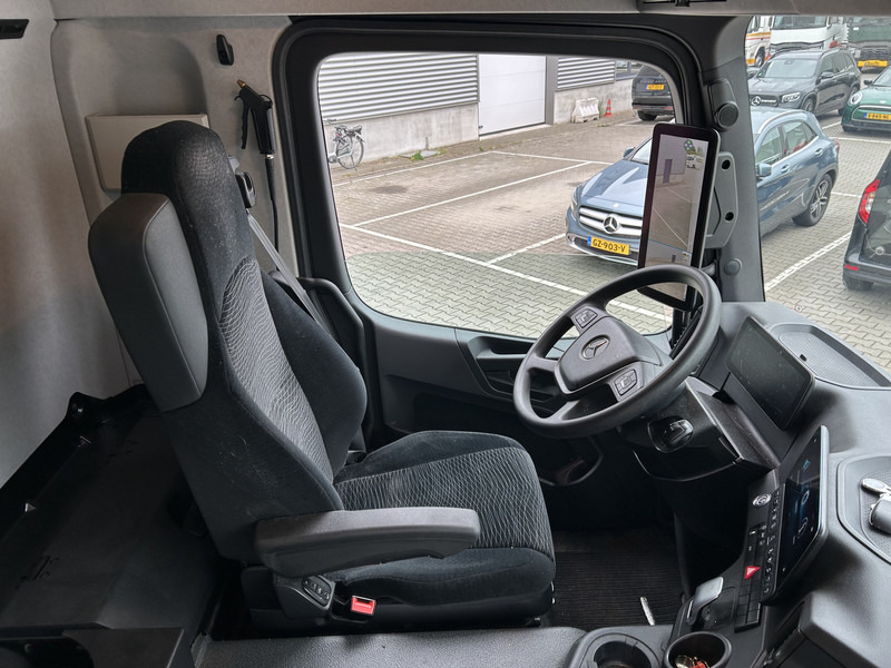 Mercedes-Benz Actros 2124 / Carrier Koeler -30 gr / Cheraeu / Laadklep / APK 01-26 - شاحنة الفريزر: صورة 3 Mercedes-Benz Actros 2124 / Carrier Koeler -30 gr / Cheraeu / Laadklep / APK 01-26 - شاحنة الفريزر: صورة 3