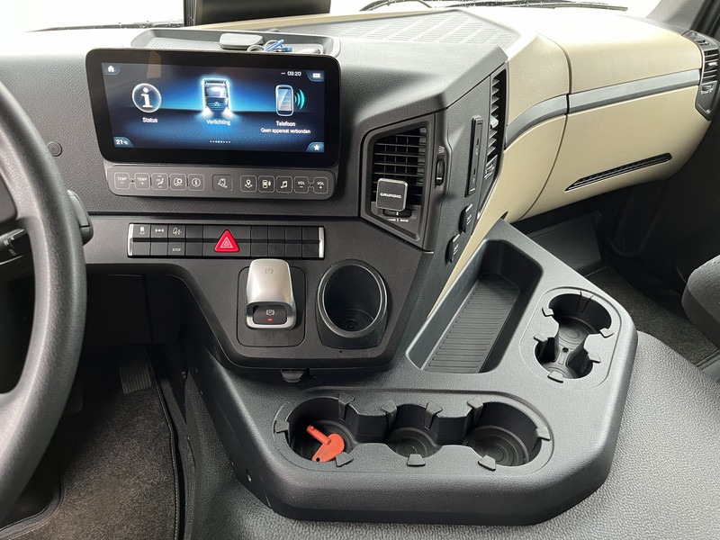 Mercedes-Benz Actros 2127 / Schuifzeil Box / Laadklep / APK 07-25 - شاحنة ستارة: صورة 5 Mercedes-Benz Actros 2127 / Schuifzeil Box / Laadklep / APK 07-25 - شاحنة ستارة: صورة 5