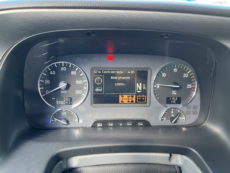 Mercedes-Benz Actros 2546 V6 / MP3 F04 Megaspace / 598 dkm / 6x2 Steer + Lift / NL Truck - وحدة جر: صورة 4 Mercedes-Benz Actros 2546 V6 / MP3 F04 Megaspace / 598 dkm / 6x2 Steer + Lift / NL Truck - وحدة جر: صورة 4