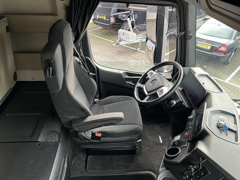 Mercedes-Benz Actros L 1845 Gigaspace / New Tacho V2 / 2 Tanks / Stand Klima / APK 11-26 - وحدة جر: صورة 3 Mercedes-Benz Actros L 1845 Gigaspace / New Tacho V2 / 2 Tanks / Stand Klima / APK 11-26 - وحدة جر: صورة 3
