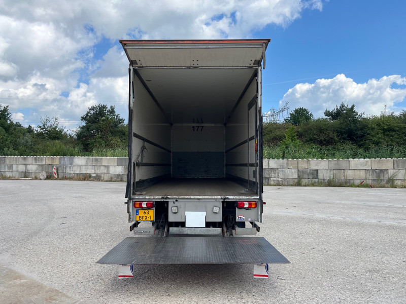 Mercedes-Benz Antos 1824 / 577 dkm / Box 8,3M / Loadlift / APK 04-26 - شاحنة مقفلة: صورة 5 Mercedes-Benz Antos 1824 / 577 dkm / Box 8,3M / Loadlift / APK 04-26 - شاحنة مقفلة: صورة 5