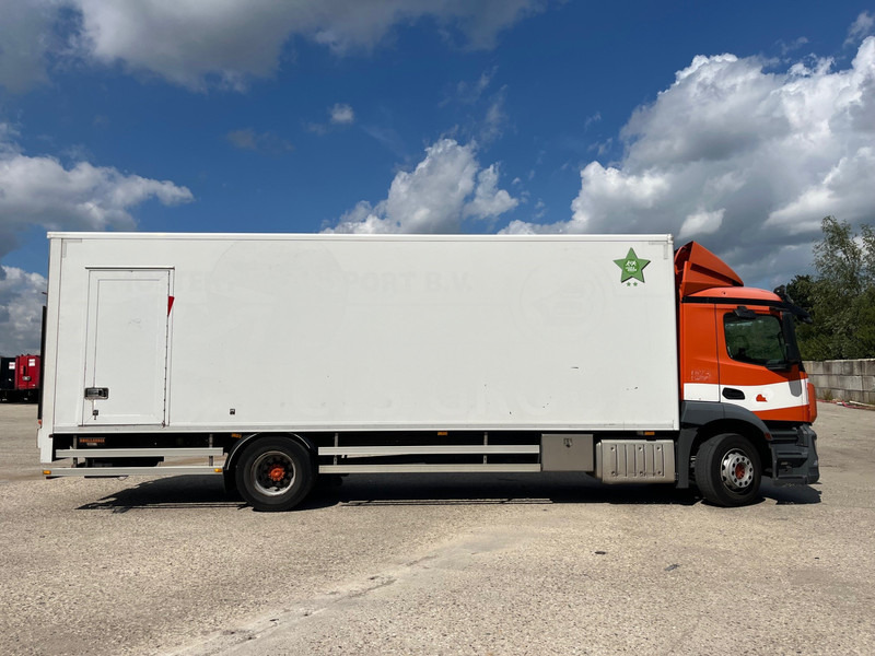 Mercedes-Benz Antos 1824 / 577 dkm / Box 8,3M / Loadlift / APK 04-26 - شاحنة مقفلة: صورة 2 Mercedes-Benz Antos 1824 / 577 dkm / Box 8,3M / Loadlift / APK 04-26 - شاحنة مقفلة: صورة 2