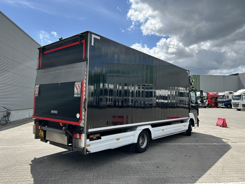 Mercedes-Benz Atego 818 / 8 Ton / 676 dkm / Box / Laadklep / APK TUV 03-26 - شاحنة مقفلة: صورة 2 Mercedes-Benz Atego 818 / 8 Ton / 676 dkm / Box / Laadklep / APK TUV 03-26 - شاحنة مقفلة: صورة 2