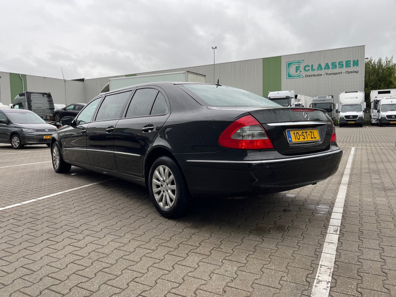 سيدان Mercedes-Benz E-Klasse / Limousine / 240 Avantgarde / 4-Matic / 8-pers / APK/TUV 09-2026 /: صورة 12