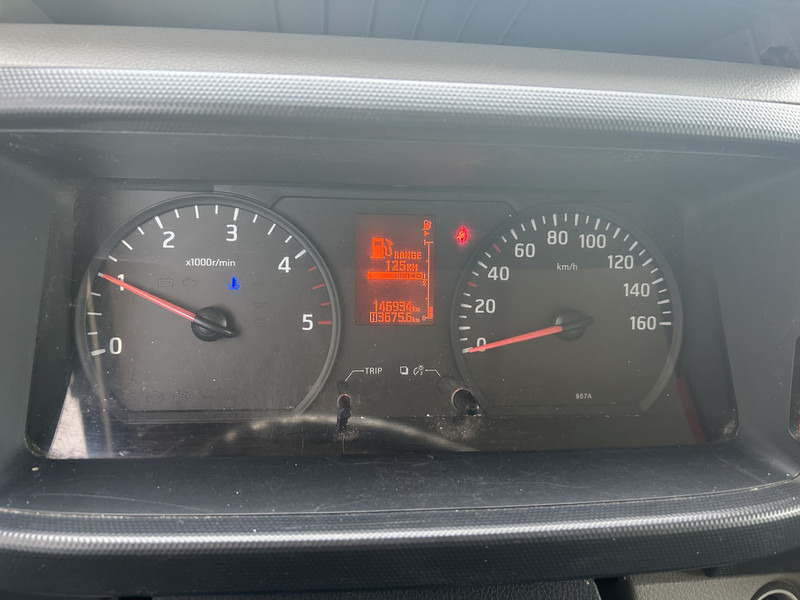 Nissan Cabstar NT400 / Duo Temp Frigo -30 gr / 146 dkm/ Blad - Blad / APK TUV 03-26 - شاحنة مُبرّدة للتوصيل: صورة 4 Nissan Cabstar NT400 / Duo Temp Frigo -30 gr / 146 dkm/ Blad - Blad / APK TUV 03-26 - شاحنة مُبرّدة للتوصيل: صورة 4