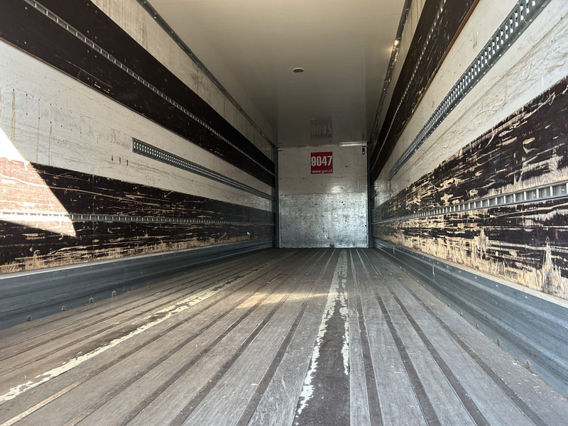 Renders ROC 12.10 City / Box / Loadlift 2000 kg / NL Trailer - نصف مقطورة صندوق مغلق: صورة 3 Renders ROC 12.10 City / Box / Loadlift 2000 kg / NL Trailer - نصف مقطورة صندوق مغلق: صورة 3