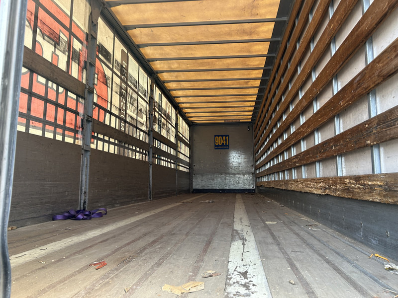 Renders ROC 12.10 City / Curtainside / Loadlift 2000 kg / NL Trailer - نصف مقطورة ستارة: صورة 4 Renders ROC 12.10 City / Curtainside / Loadlift 2000 kg / NL Trailer - نصف مقطورة ستارة: صورة 4