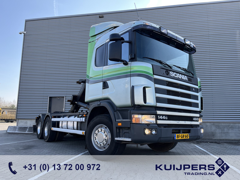 Scania R 144G V8 460 6x2 Boogie / 874 dkm / Blad - Blad / Hook Lift / NL Truck - شاحنة ذات خطاف: صورة 1 Scania R 144G V8 460 6x2 Boogie / 874 dkm / Blad - Blad / Hook Lift / NL Truck - شاحنة ذات خطاف: صورة 1