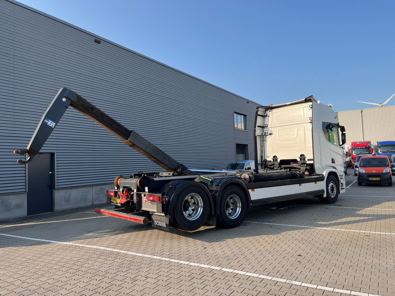 Scania R730 V8 6X2 / VDL Hook Lift 25 ton / 763 dkm / Smart Tacho V2 / APK TUV 03-26 - شاحنة ذات خطاف: صورة 3 Scania R730 V8 6X2 / VDL Hook Lift 25 ton / 763 dkm / Smart Tacho V2 / APK TUV 03-26 - شاحنة ذات خطاف: صورة 3