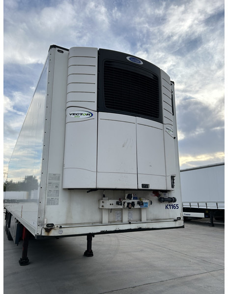 Schmitz Cargobull SCB S3B / Carrier Vector 1550 Frigo / Disk / APK TUV 04-26 - نصف مقطورة مُبرِّدة: صورة 5 Schmitz Cargobull SCB S3B / Carrier Vector 1550 Frigo / Disk / APK TUV 04-26 - نصف مقطورة مُبرِّدة: صورة 5