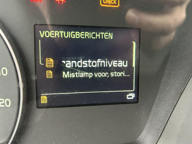 Volvo FH 420 Globetrotter / 842 dkm / VEB+ / Smart Tacho V2 / Dynamic Steering - وحدة جر: صورة 5 Volvo FH 420 Globetrotter / 842 dkm / VEB+ / Smart Tacho V2 / Dynamic Steering - وحدة جر: صورة 5