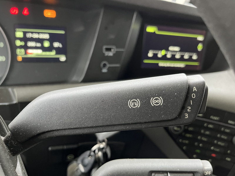 Volvo FH 420 Globetrotter / Dynamic Steering / New Tacho V2 / VEB+ / Stand Klima - وحدة جر: صورة 5 Volvo FH 420 Globetrotter / Dynamic Steering / New Tacho V2 / VEB+ / Stand Klima - وحدة جر: صورة 5