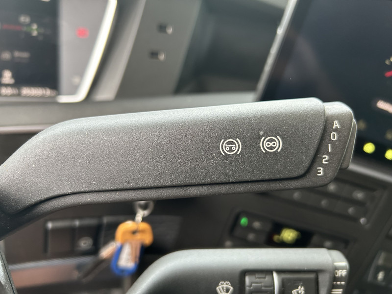 Volvo FH 500 Globetrotter XL / VEB+ / 2 Tanks / New Tacho V2 / APK TUV 07-26 - وحدة جر: صورة 5 Volvo FH 500 Globetrotter XL / VEB+ / 2 Tanks / New Tacho V2 / APK TUV 07-26 - وحدة جر: صورة 5