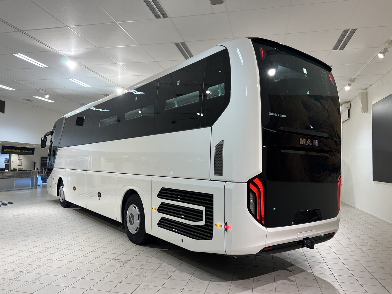 MAN Lions Coach R07 Euro 6E - مركبة كوتش: صورة 5 MAN Lions Coach R07 Euro 6E - مركبة كوتش: صورة 5