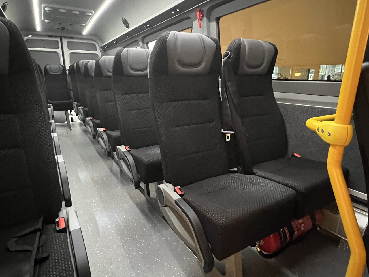 حافلة صغيرة, ميكروباص MAN TGE 6.160 Intercity: صورة 11