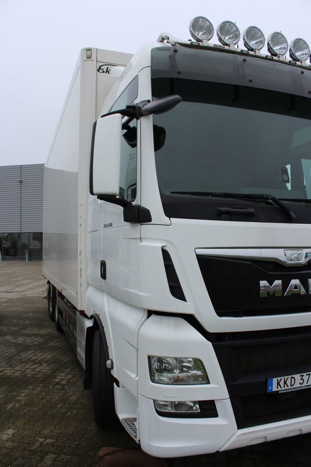 MAN TGX 26.480 6×2-4 Skåp/Fjärr - شاحنة مقفلة: صورة 2 MAN TGX 26.480 6×2-4 Skåp/Fjärr - شاحنة مقفلة: صورة 2