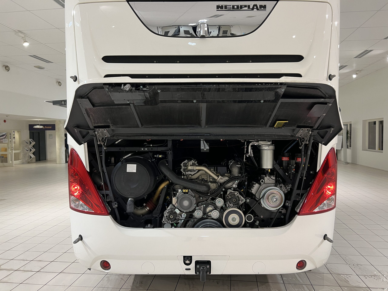 مركبة كوتش NEOPLAN SKYLINER P06 Euro 6E V.I.P / Exclusive Class (Dark Edition): صورة 30