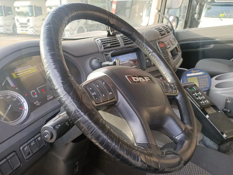 شاحنة DAF CF 290 CF290 FAN met boven laadkraan Hiab XS211W Hipro: صورة 19