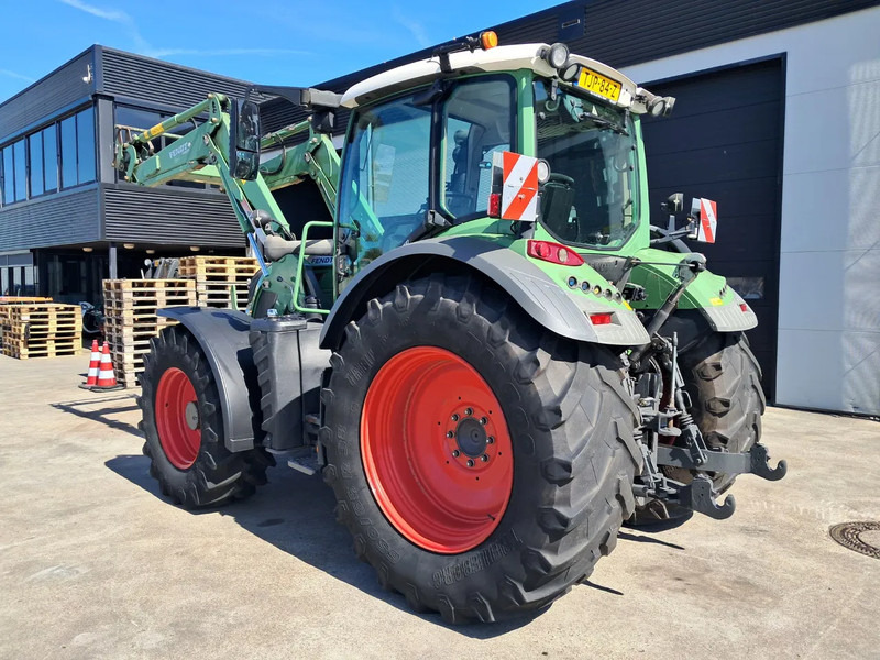 Fendt 514 VARIO 514 VARIO S4 PROFI met AGCO 4X80 frontloader - جرار: صورة 2 Fendt 514 VARIO 514 VARIO S4 PROFI met AGCO 4X80 frontloader - جرار: صورة 2