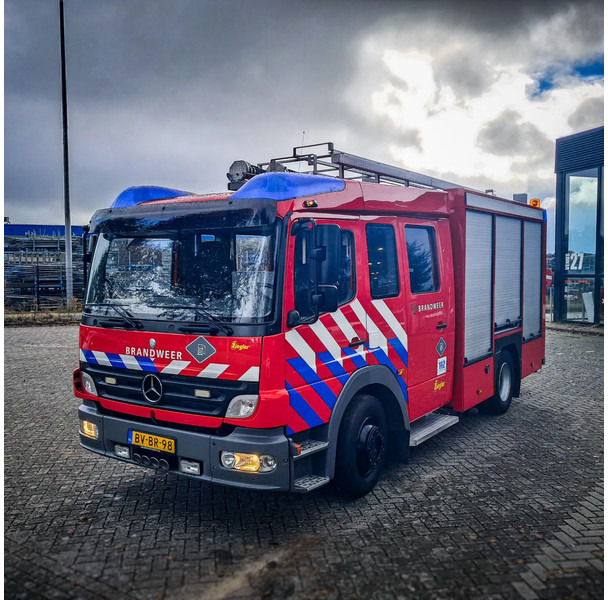 Mercedes-Benz NG 1626 V8 - سيارة إطفاء: صورة 3 Mercedes-Benz NG 1626 V8 - سيارة إطفاء: صورة 3