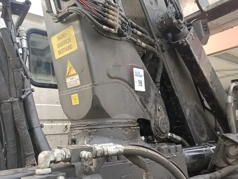 شاحنة Scania P320: صورة 11