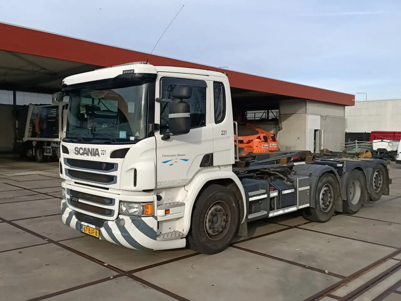 Scania P370 P370 Haakarm Hiab 26T - شاحنة: صورة 1 Scania P370 P370 Haakarm Hiab 26T - شاحنة: صورة 1