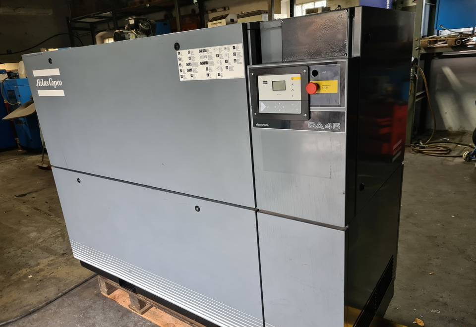 Kompresor śrubowy ATLAS COPCO GA 45 - الضاغط: صورة 2 Kompresor śrubowy ATLAS COPCO GA 45 - الضاغط: صورة 2