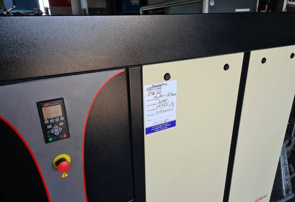 Kompresor śrubowy INGERSOLL RAND IRN 22K-CC 22 kw Falownik - الضاغط: صورة 1 Kompresor śrubowy INGERSOLL RAND IRN 22K-CC 22 kw Falownik - الضاغط: صورة 1
