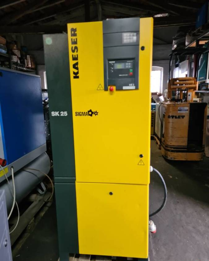 Kompresor śrubowy KAESER Aircenter SK25 15 kw - الضاغط: صورة 3 Kompresor śrubowy KAESER Aircenter SK25 15 kw - الضاغط: صورة 3