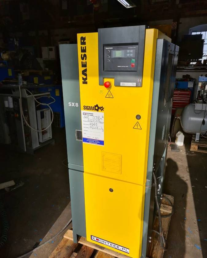 Kompresor śrubowy KAESER Aircenter SX8 5,5 kw - الضاغط: صورة 1 Kompresor śrubowy KAESER Aircenter SX8 5,5 kw - الضاغط: صورة 1