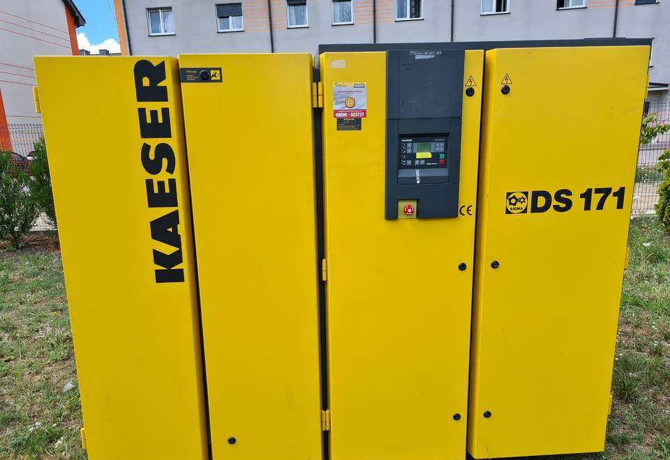 Kompresor śrubowy KAESER DS 171 90 kw - الضاغط: صورة 2 Kompresor śrubowy KAESER DS 171 90 kw - الضاغط: صورة 2