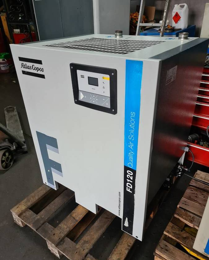 OSUSZACZ ZIĘBNICZY ATLAS COPCO FD 120 7,2m3 - الضاغط: صورة 2 OSUSZACZ ZIĘBNICZY ATLAS COPCO FD 120 7,2m3 - الضاغط: صورة 2