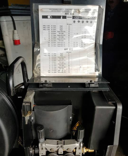 Spawarka Mig CEBORA MIG 3840TS 380 A - معدات لحام: صورة 4 Spawarka Mig CEBORA MIG 3840TS 380 A - معدات لحام: صورة 4