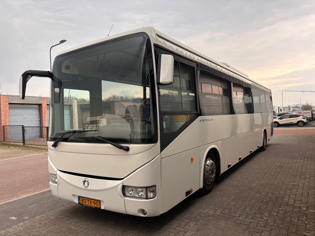 IVECO irisbus crosway - حافلة سوبربان: صورة 3 IVECO irisbus crosway - حافلة سوبربان: صورة 3