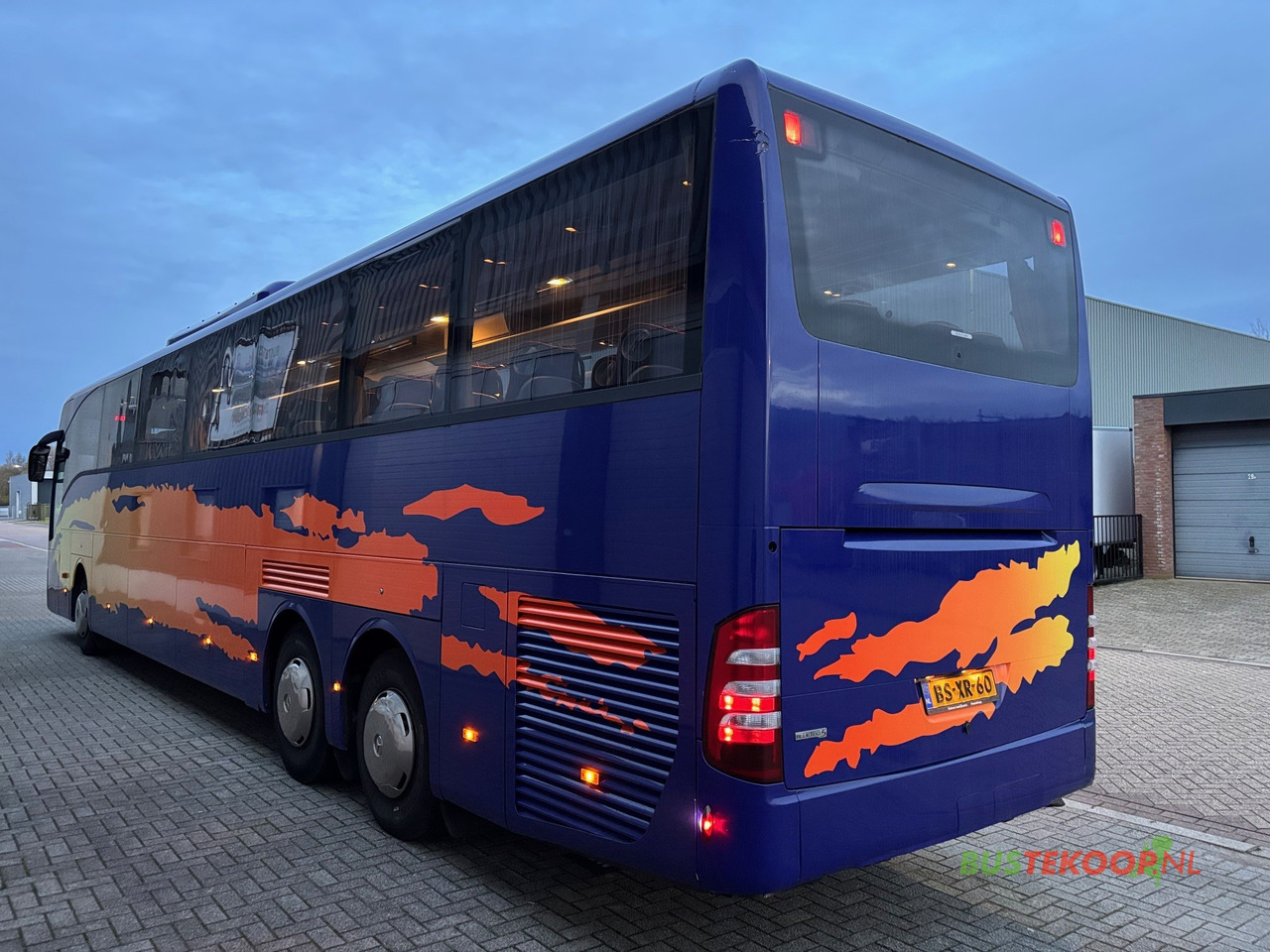 Mercedes TOURISMO RHD-L - مركبة كوتش: صورة 4 Mercedes TOURISMO RHD-L - مركبة كوتش: صورة 4