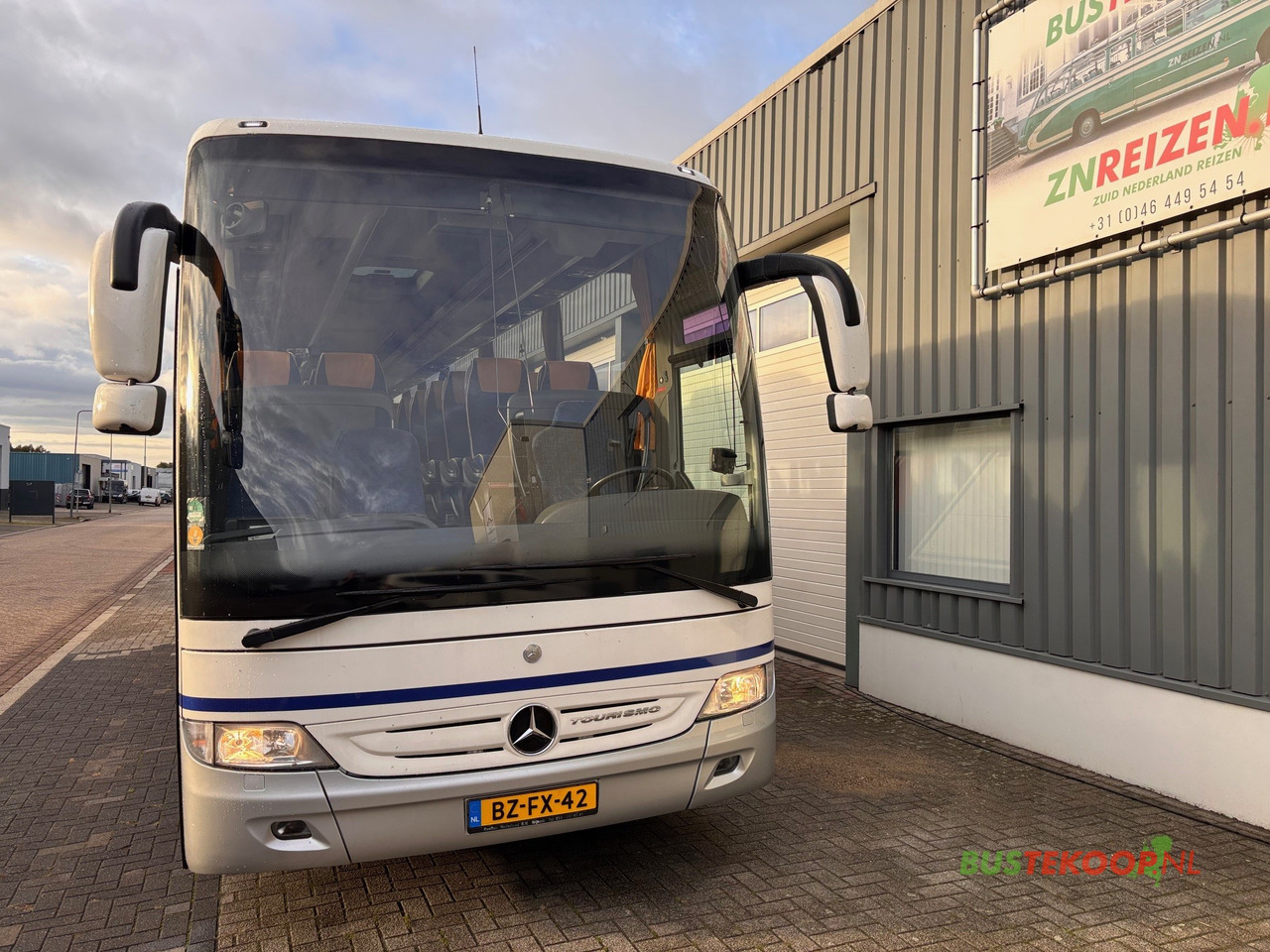 Mercedes Tourismo 16 RHD-M 57 Pl. - مركبة كوتش: صورة 2 Mercedes Tourismo 16 RHD-M 57 Pl. - مركبة كوتش: صورة 2