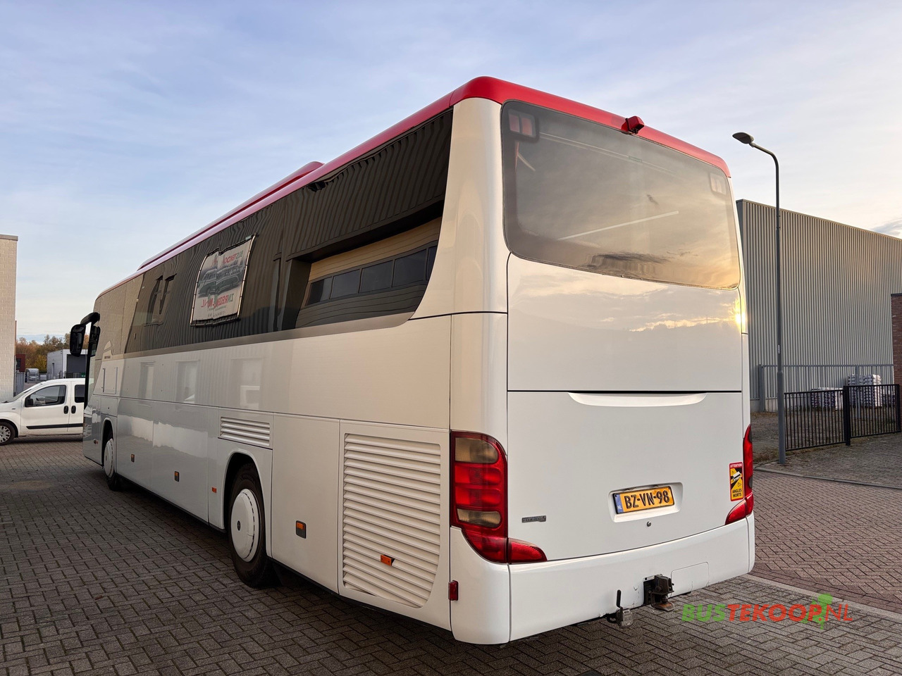 SETRA S 415GT-HD - مركبة كوتش: صورة 4 SETRA S 415GT-HD - مركبة كوتش: صورة 4