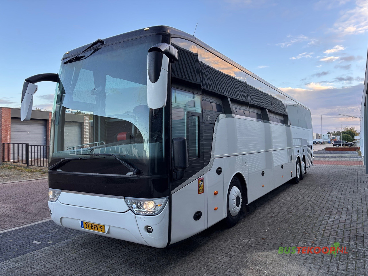 Vanhool TX17 Acron, ROLSTOELBUS - آليات: صورة 3 Vanhool TX17 Acron, ROLSTOELBUS - آليات: صورة 3