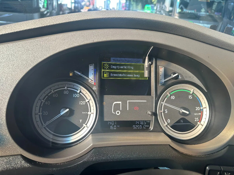 وحدة جر DAF XF 106.440 SPACECAB /ADR /INTARDER: صورة 15