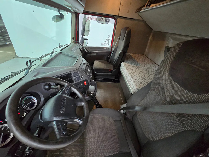 وحدة جر DAF XF 106.460 SPACECAB / INTARDER /MANUEL: صورة 9