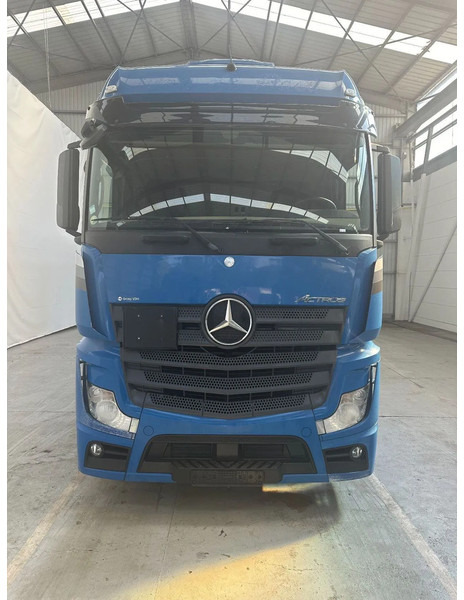 Mercedes-Benz Actros 2642 6x2 - شاحنة ستارة: صورة 5 Mercedes-Benz Actros 2642 6x2 - شاحنة ستارة: صورة 5
