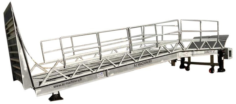 Loading Ramp with with hydraulic tilting bridge - AZ RAMP - STAR- 12T FULL GALVA - منحدر تحميل: صورة 1 Loading Ramp with with hydraulic tilting bridge - AZ RAMP - STAR- 12T FULL GALVA - منحدر تحميل: صورة 1