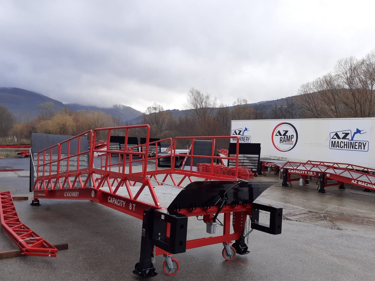 جديدة منحدر تحميل Loading Ramp with with hydraulic tilting bridge -  AZ RAMP - STAR-RL- 12T. 12 ton capacity: صورة 5