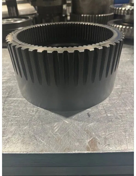 Volvo Ringgear, PT1560, 1860, 1660, 1562, 1862, 1760,1761, 1761A, 1563, 1863, 1509, 2519, 2529, - صندوق التروس: صورة 1 Volvo Ringgear, PT1560, 1860, 1660, 1562, 1862, 1760,1761, 1761A, 1563, 1863, 1509, 2519, 2529, - صندوق التروس: صورة 1