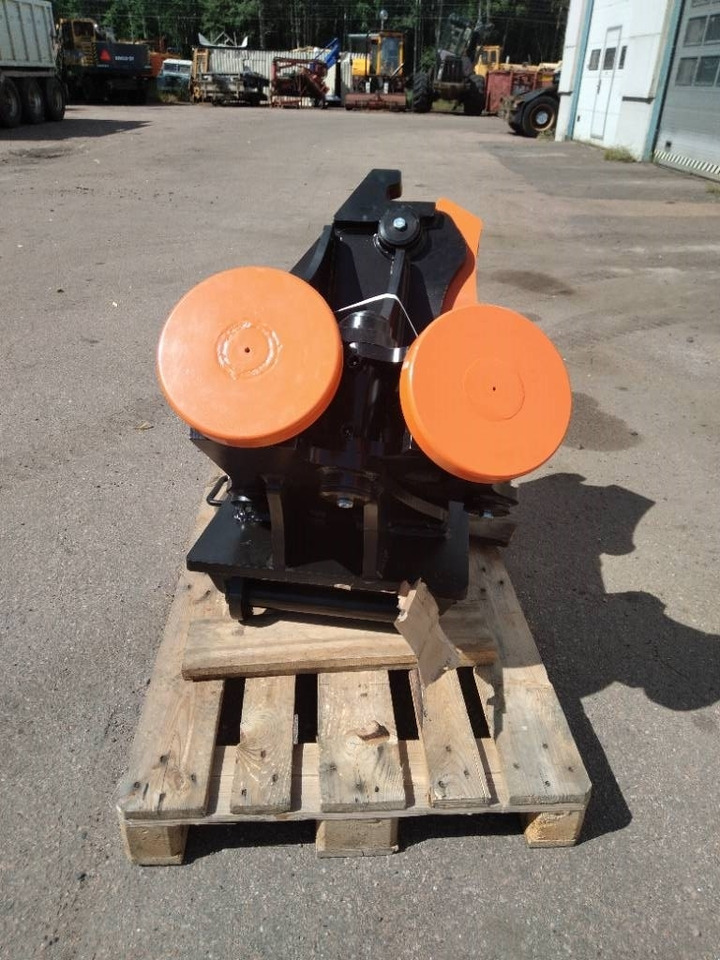 Tarfin RKH-V4 Rail handling device S60 - معدات البناء: صورة 4 Tarfin RKH-V4 Rail handling device S60 - معدات البناء: صورة 4