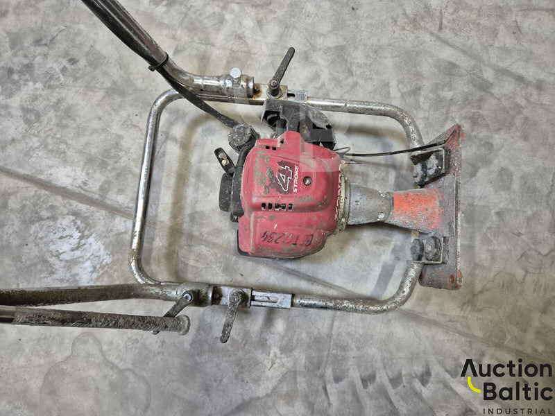 Atlas-Copco - لوحة اهتزازية: صورة 4 Atlas-Copco - لوحة اهتزازية: صورة 4