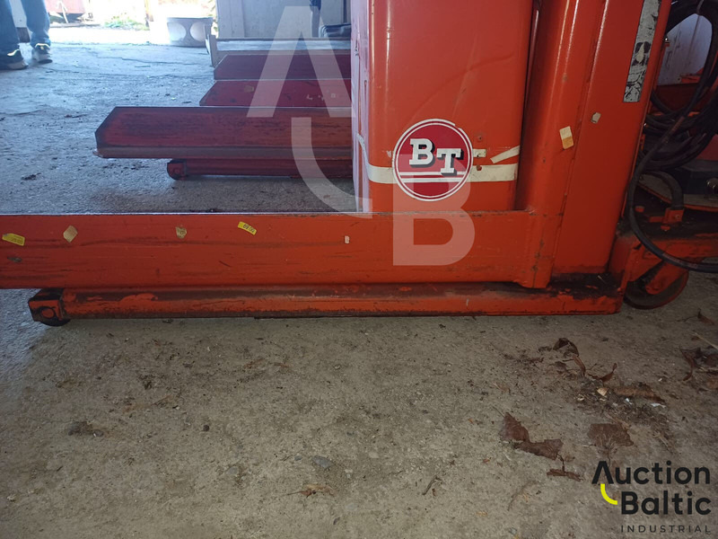 BT BT BV 1000 N-3 - آلة التكديس: صورة 2 BT BT BV 1000 N-3 - آلة التكديس: صورة 2