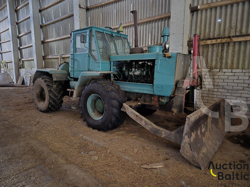 ЧТЗ T-150K - جرار: صورة 1 ЧТЗ T-150K - جرار: صورة 1