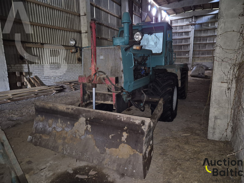 ЧТЗ T-150K - جرار: صورة 2 ЧТЗ T-150K - جرار: صورة 2