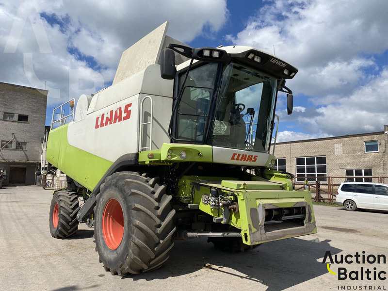 Claas Lexion 570 - حصادة موحَّدة: صورة 1 Claas Lexion 570 - حصادة موحَّدة: صورة 1